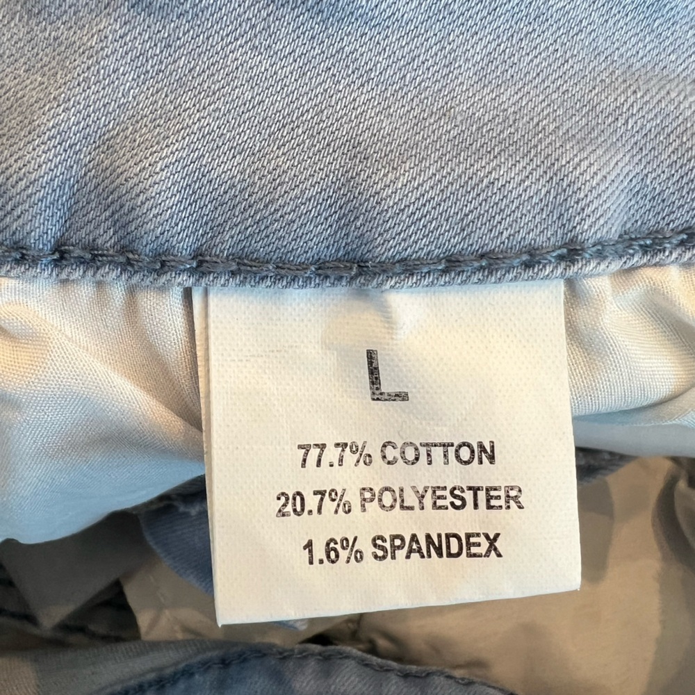 Stylish Frayed Hem Denim Shorts - Picture 7 of 7